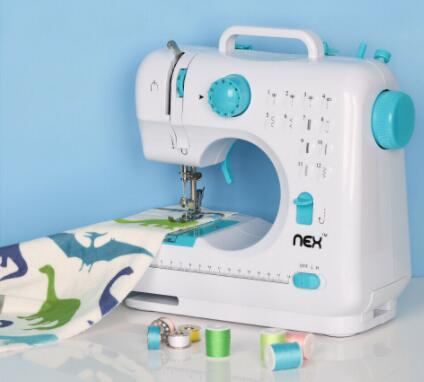 buying a sewing machine for beginners