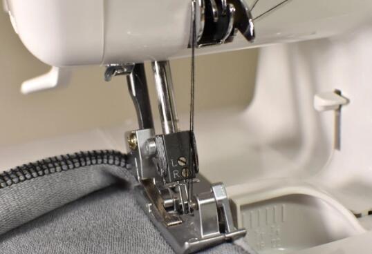 serger sewing machines