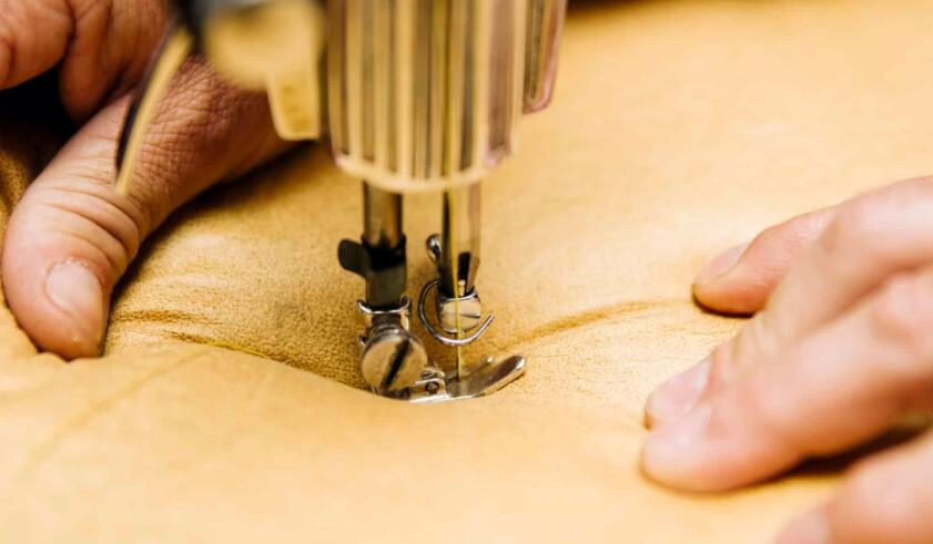  best sewing machine for heavy duty fabrics